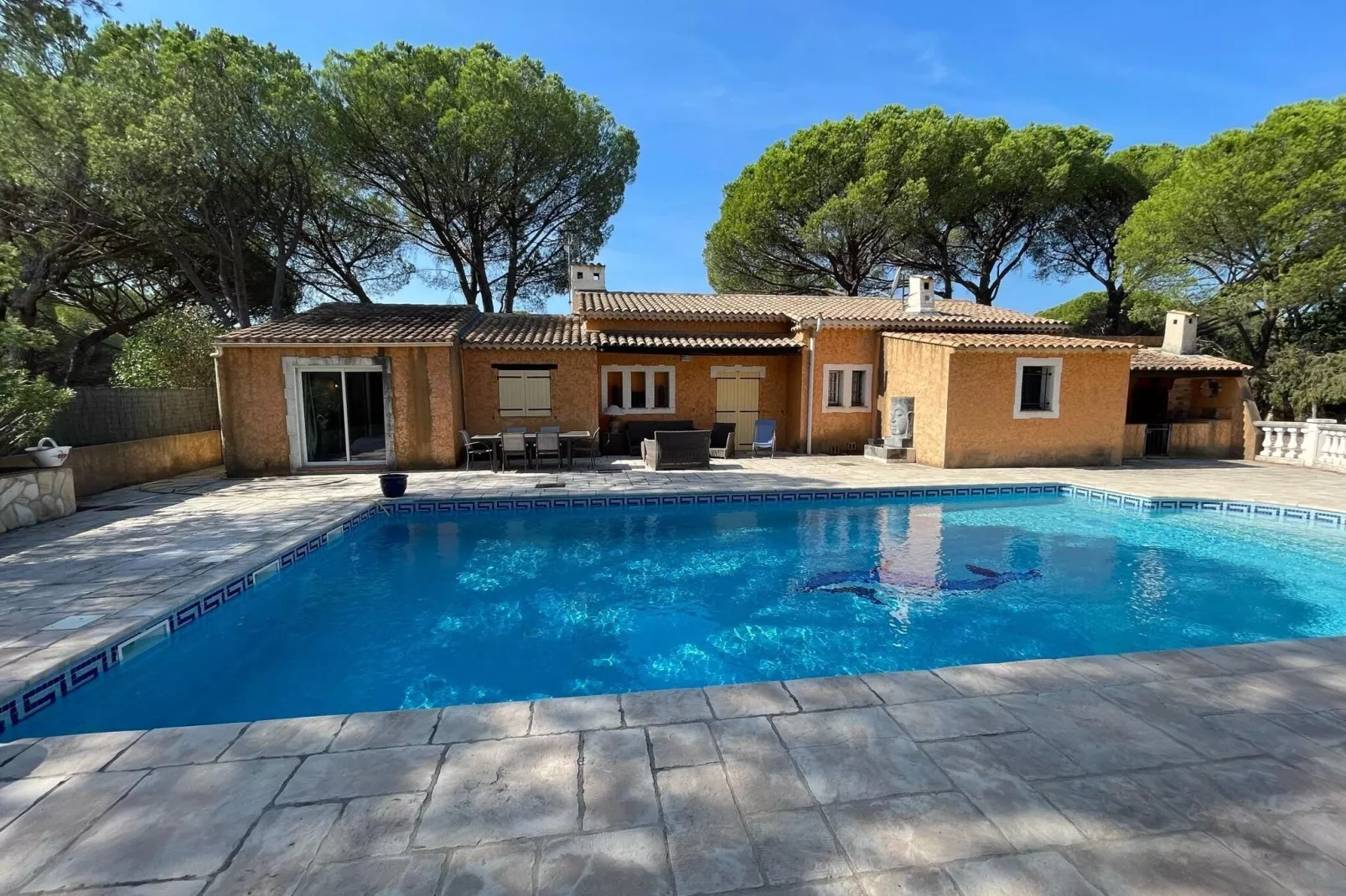 Villa Polau-Exterior summer