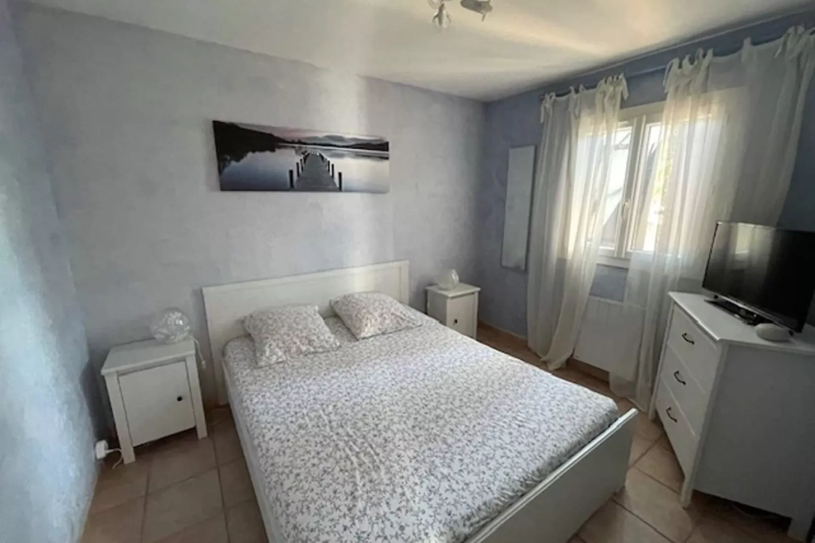 VILLA FLOVIN-Bedroom