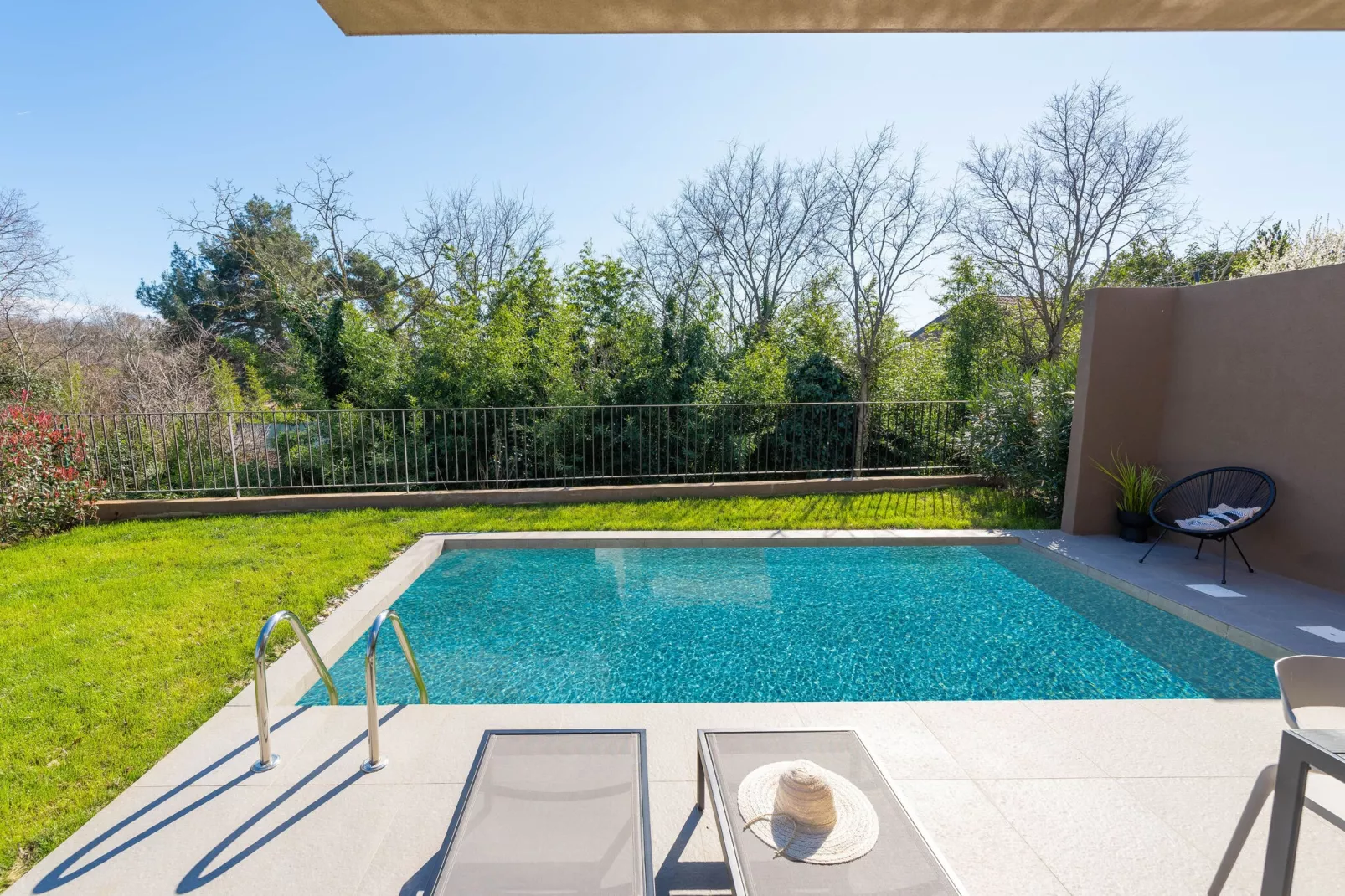 	VIla Querchus Apartment 9-Schwimmbad