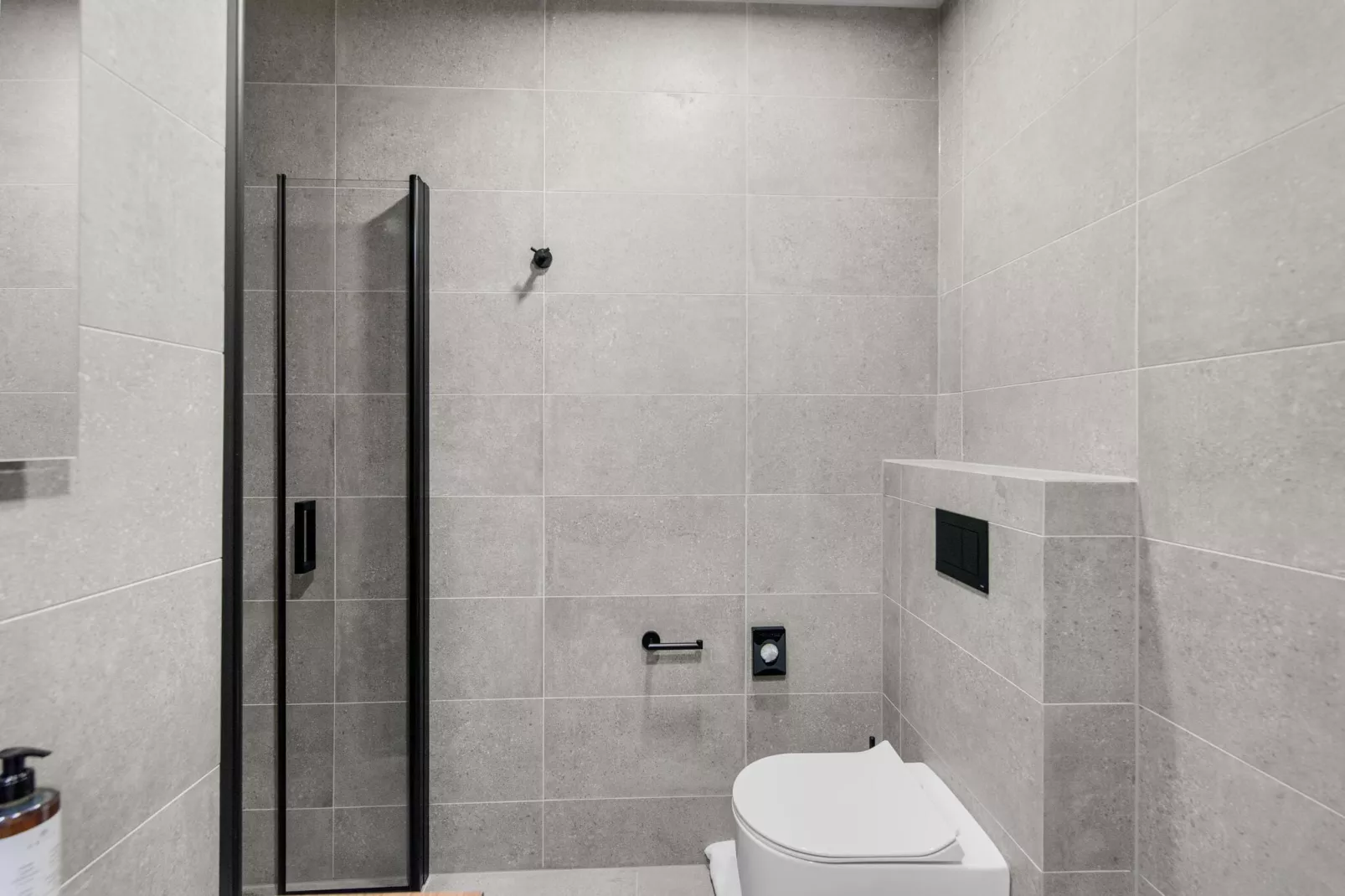 	VIla Querchus Apartment 9-Badezimmer