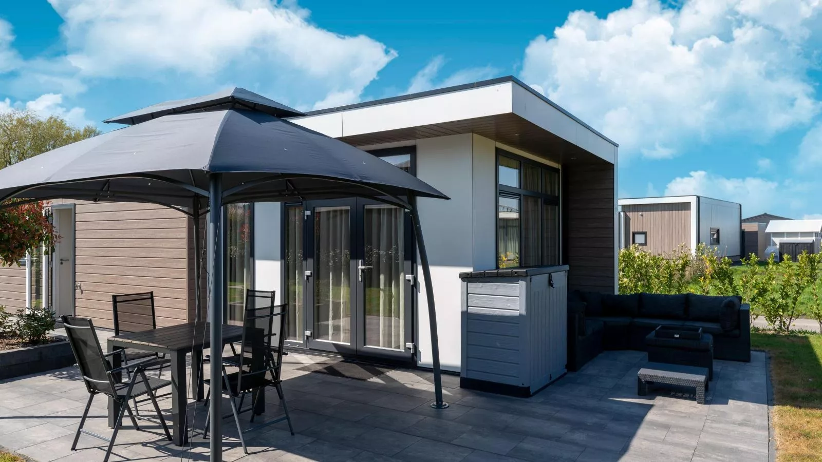 Brabants Weelde-Exterior summer
