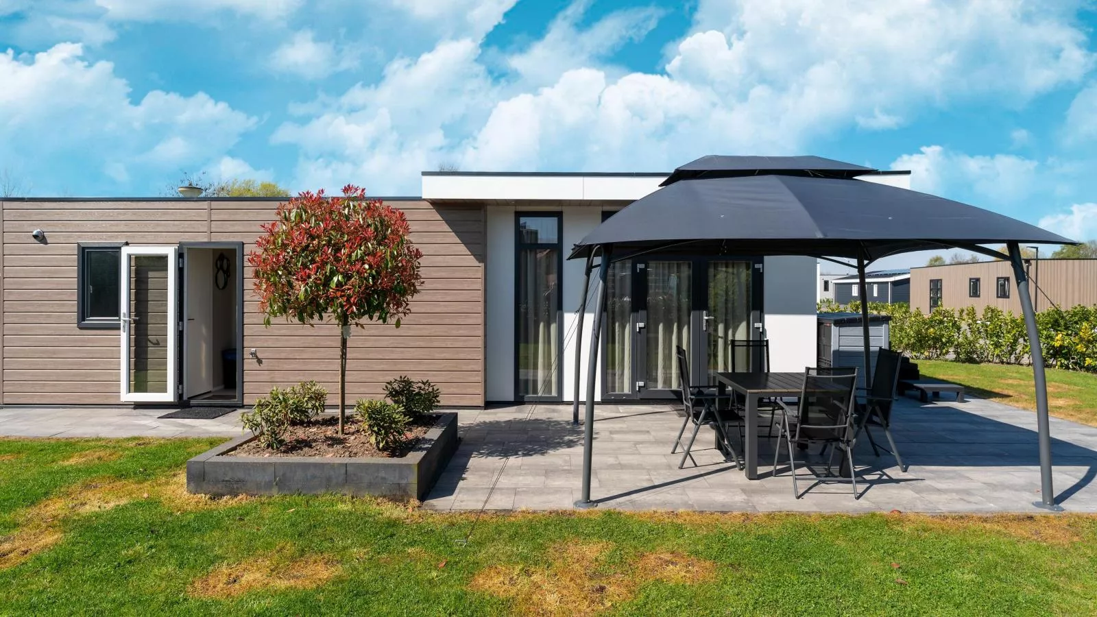 Brabants Weelde-Exterior summer