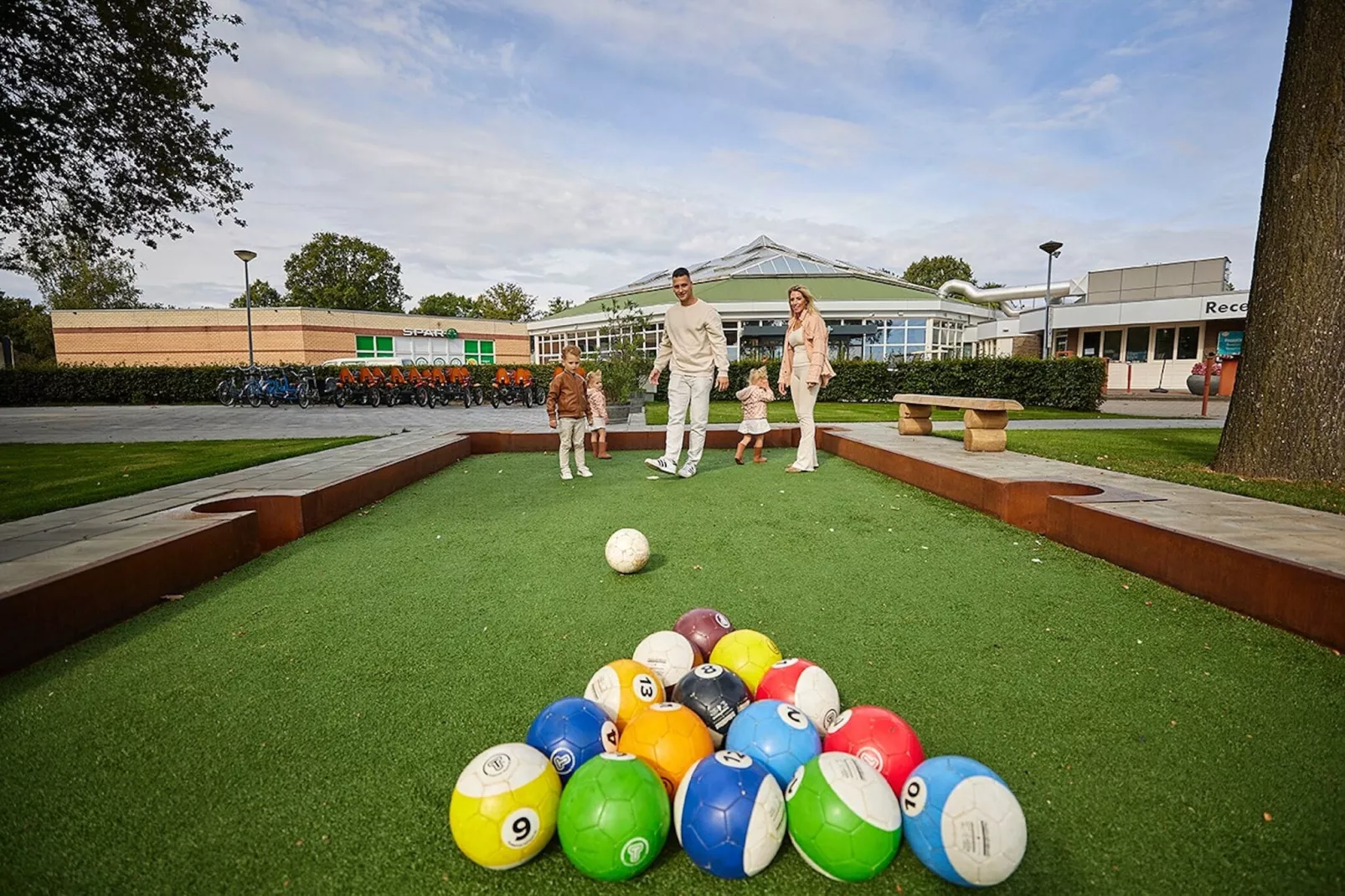 Buitenhof De Leistert 1-Park facilities
