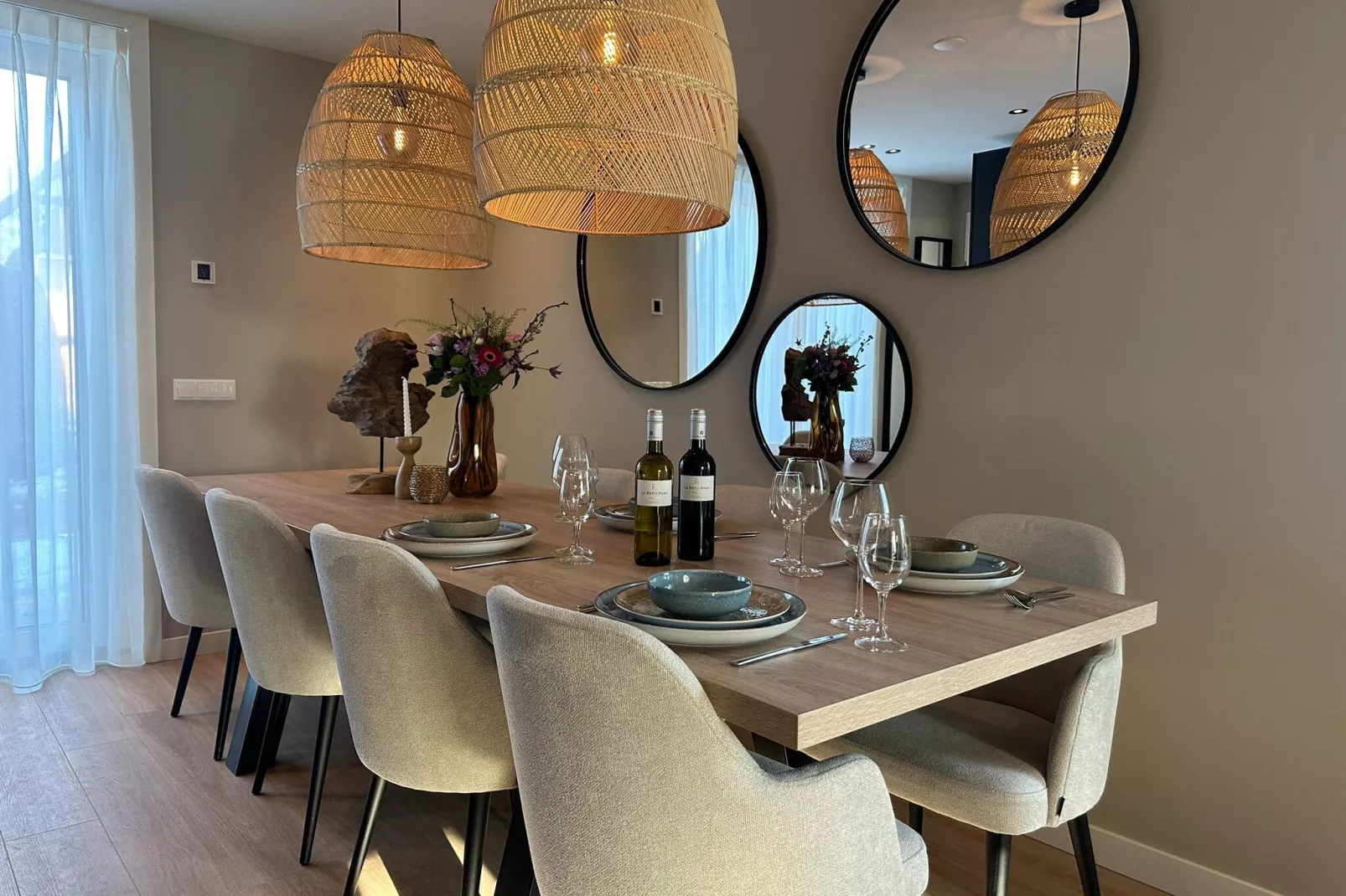 Bos Villa met Hottub  6 personen-Dining room