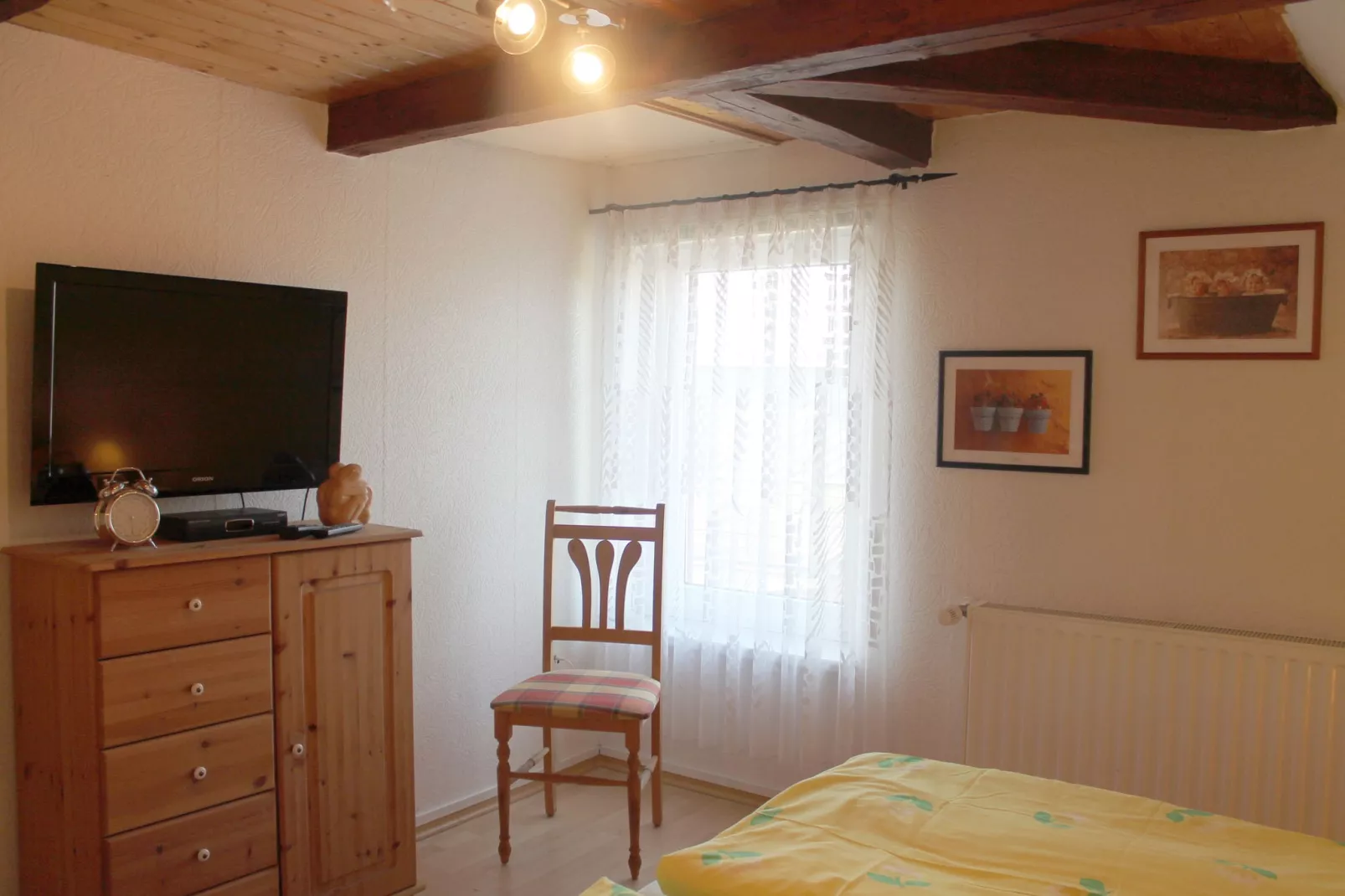 Andrea-Bedroom