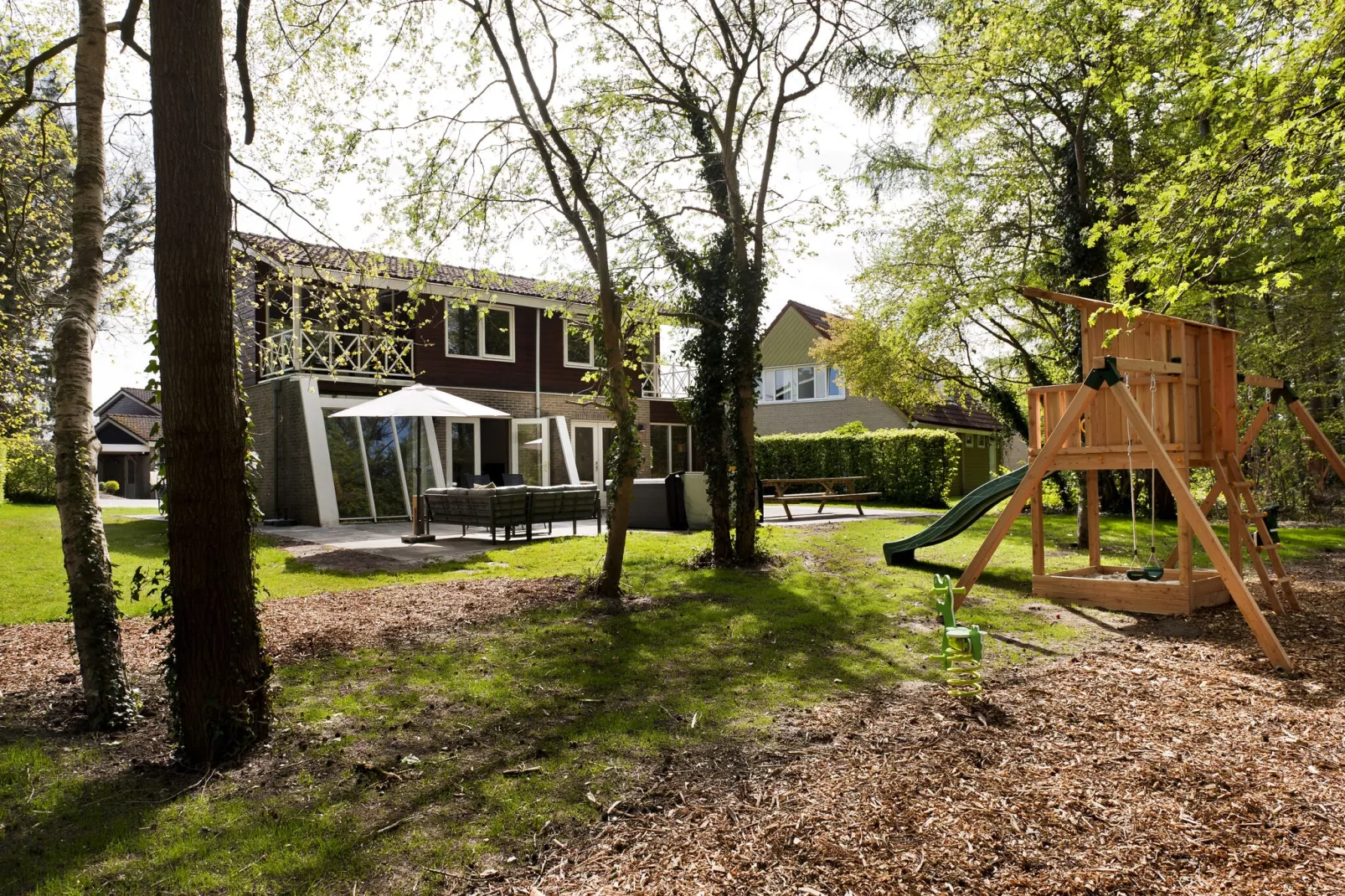 20 pers groot Abeltjeshuis Wellness de luxe met buitenspa-Exterior summer