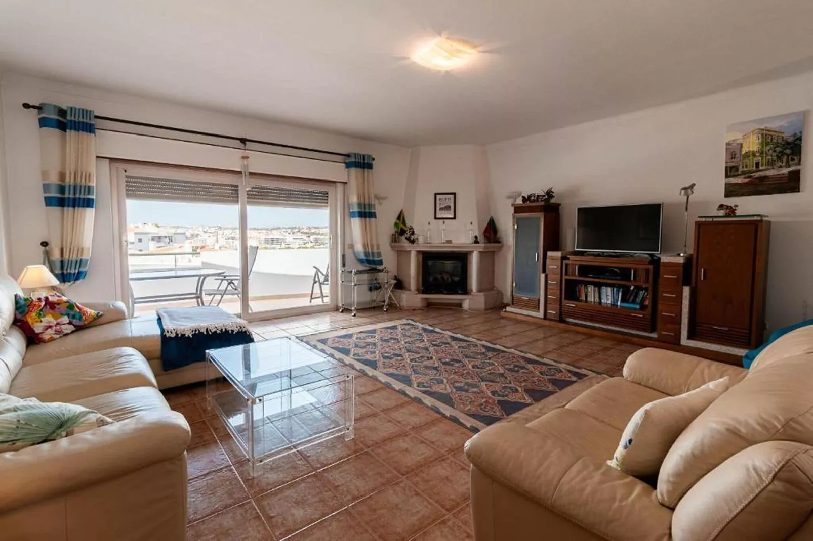 Barinel A040-Living room
