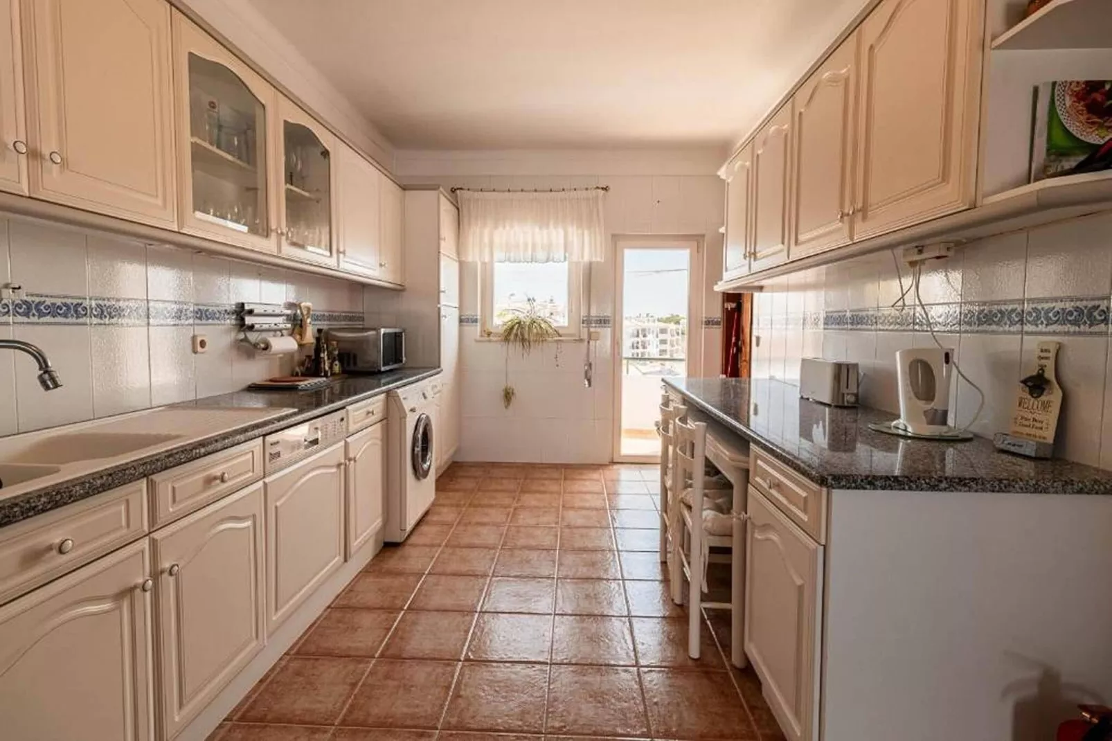 Barinel A040-Kitchen