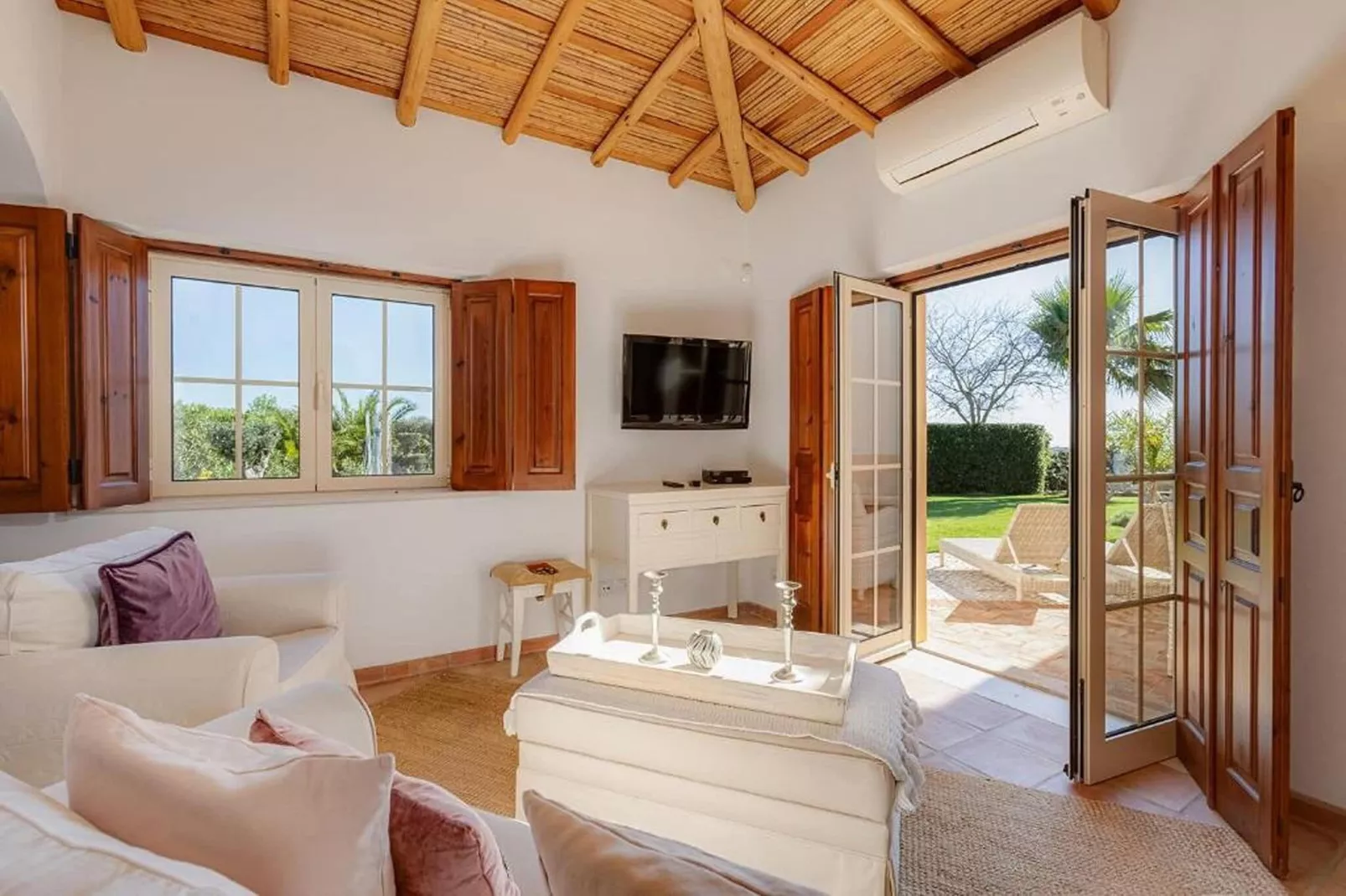 Quinta Paraíso V024-Living room