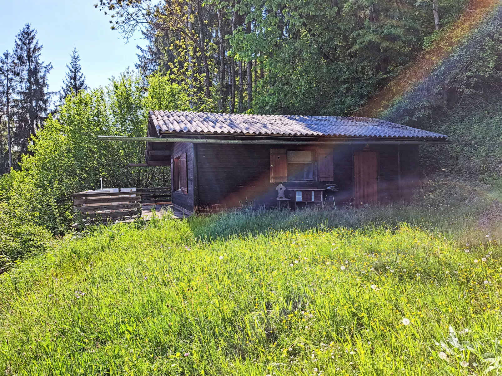 Häuschen am Waldrand-Outside