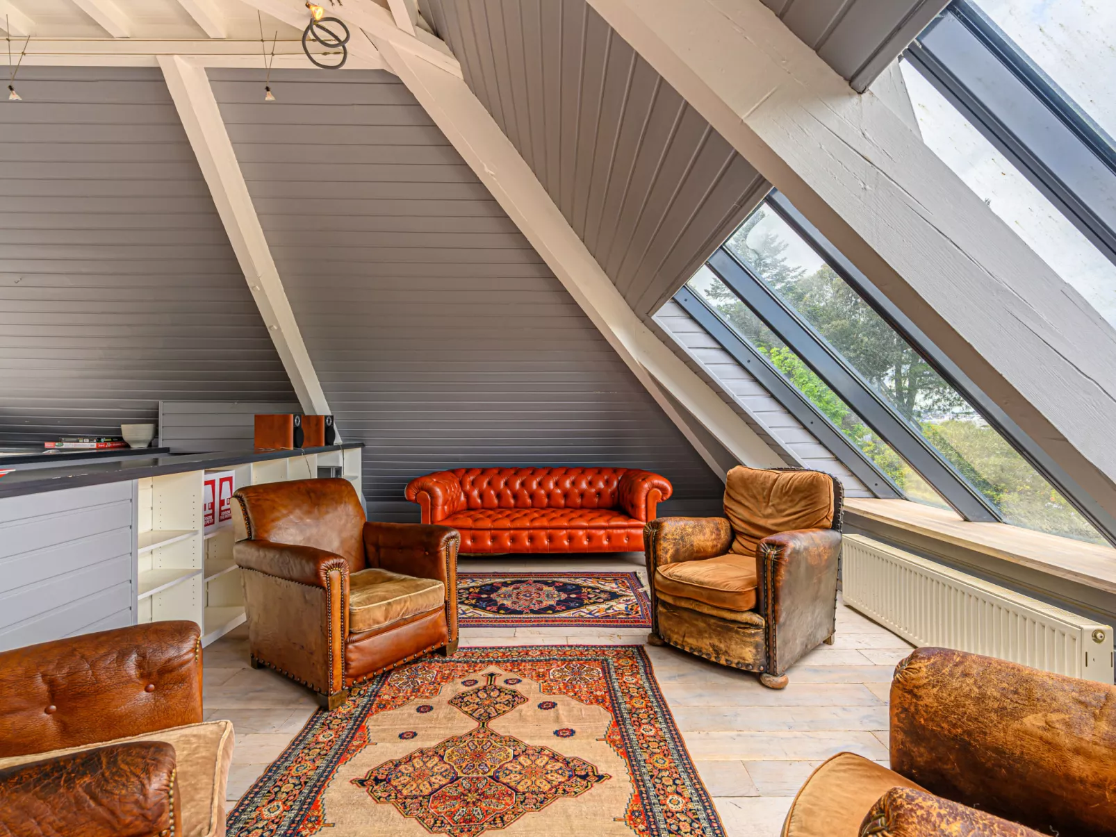Villa Pyramide II-Inside