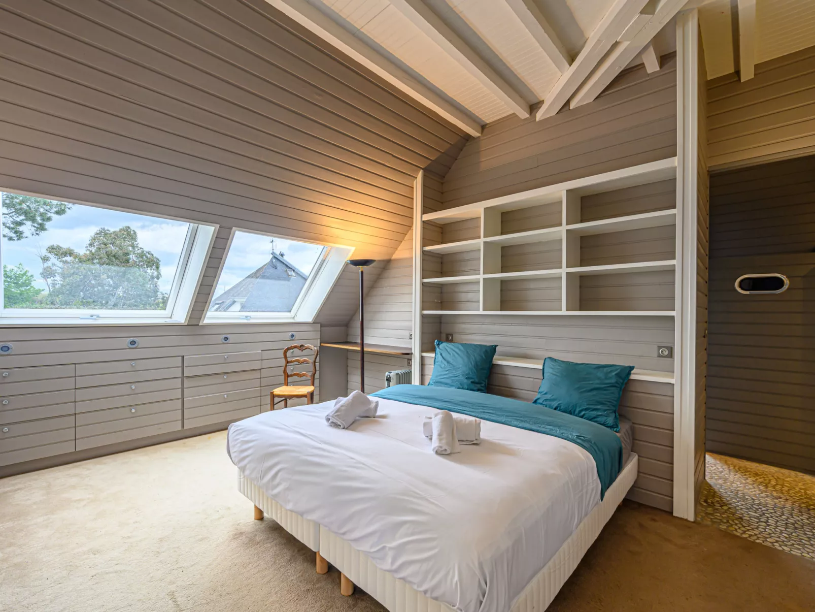 Villa Pyramide II-Inside
