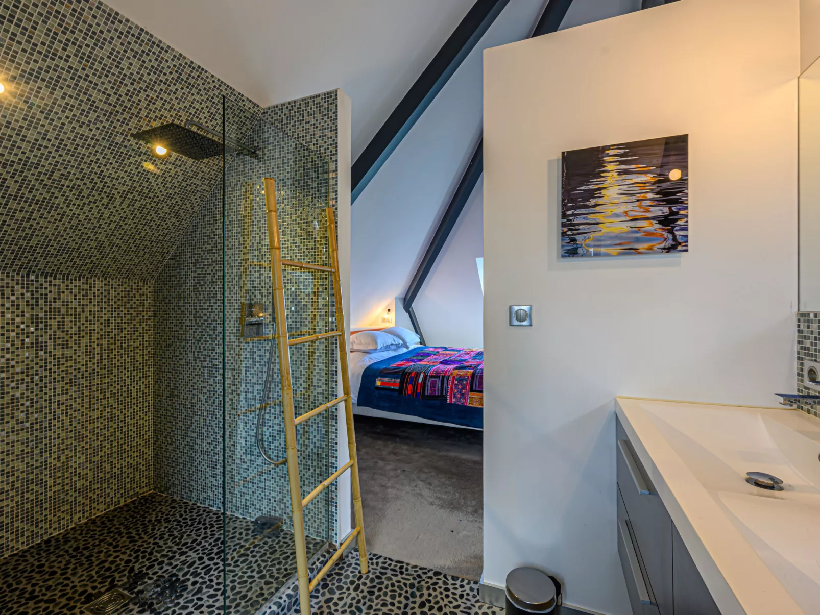 Villa Pyramide II-Inside