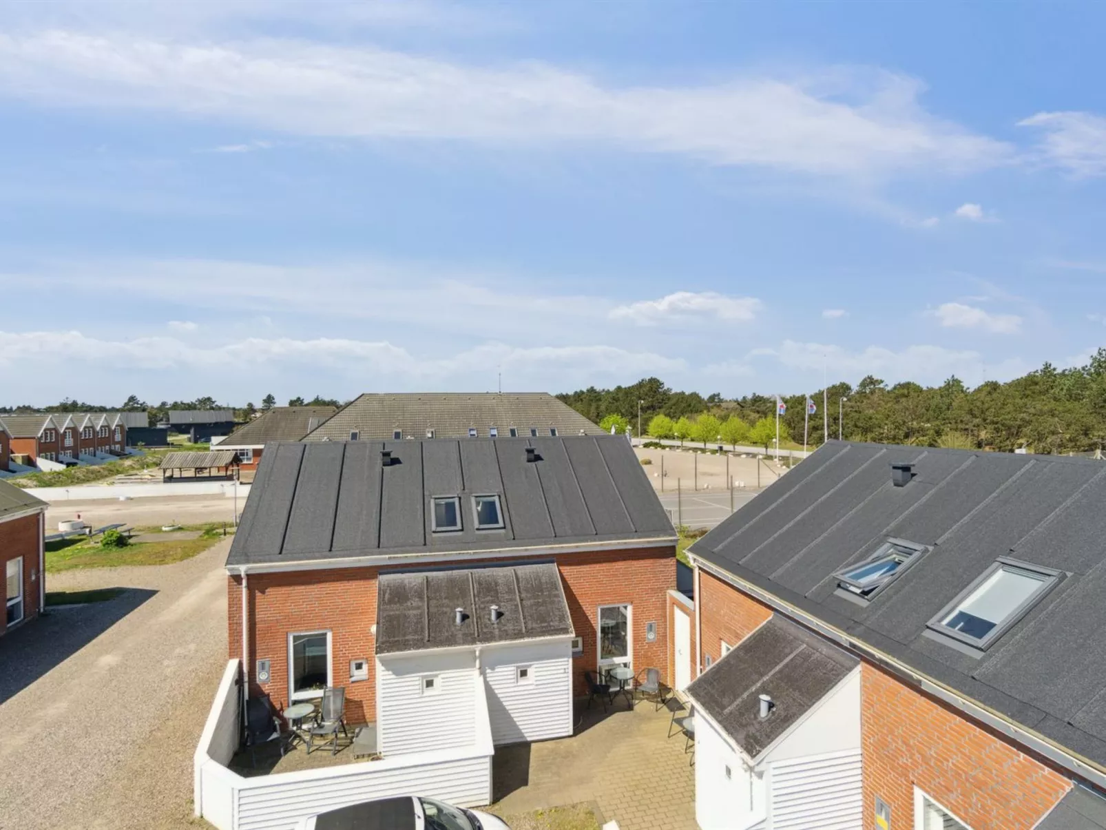 "Gaëlle" - 2.3km from the sea-Outside