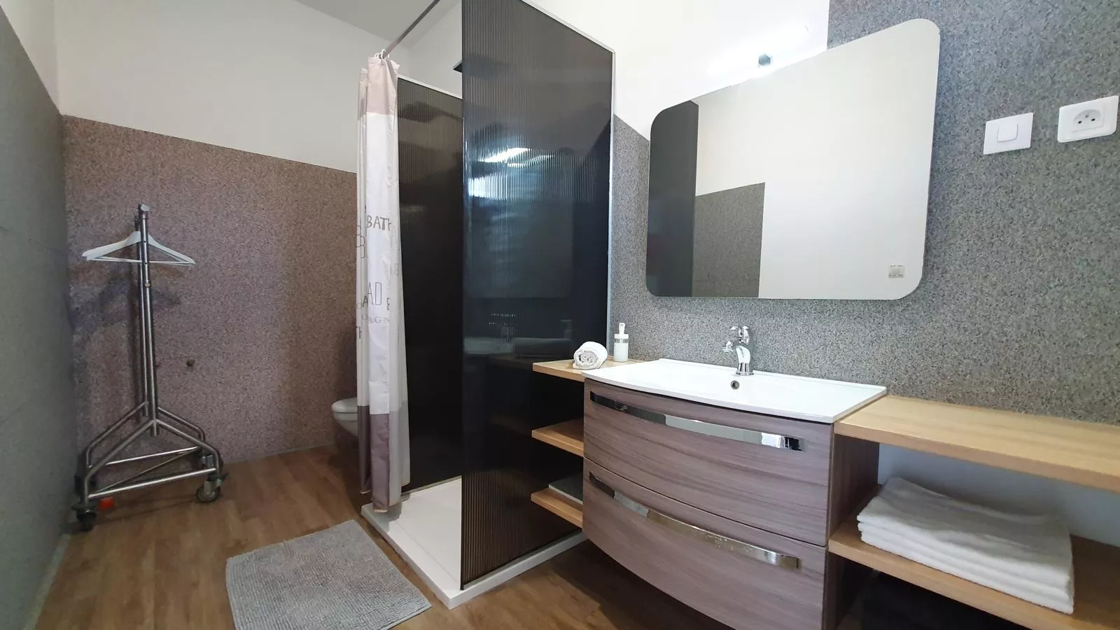 Le Ranch-Bathroom