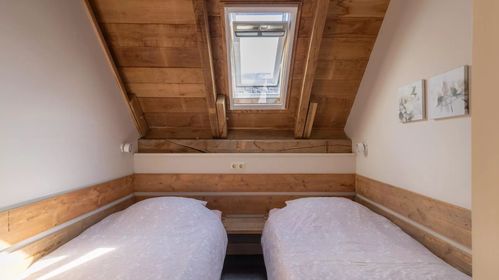 Gastenverblijf Prinsensteeg-Bedroom