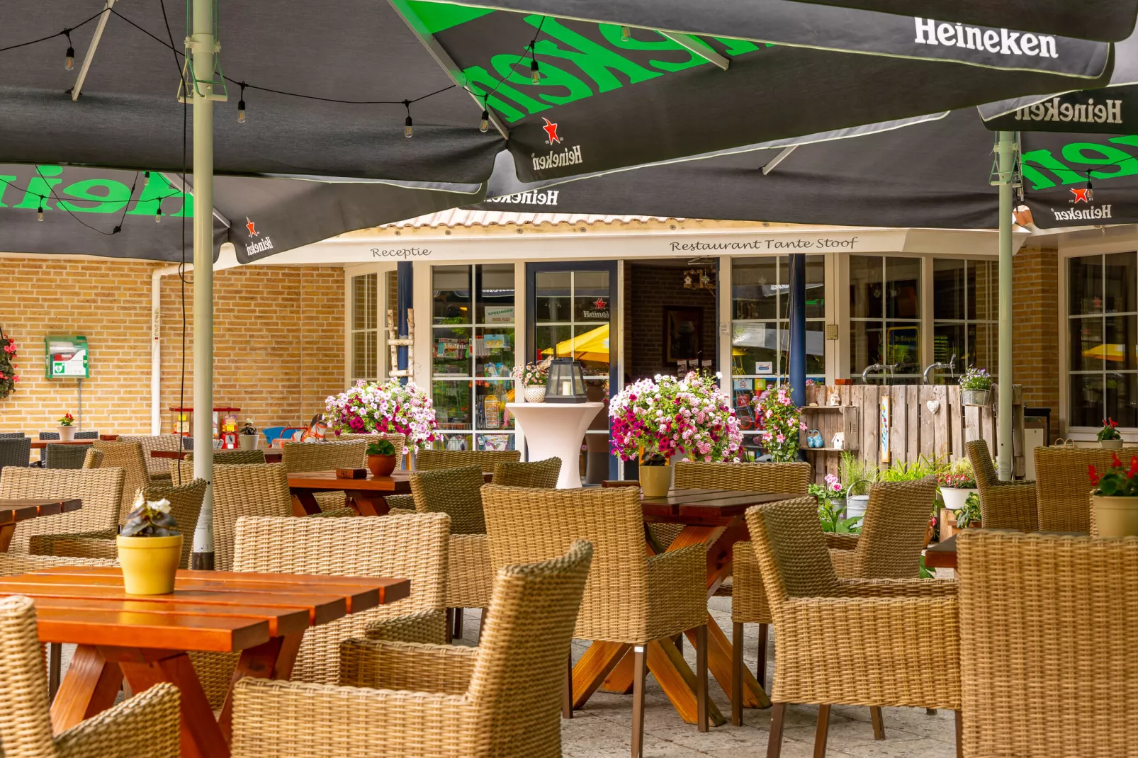 Vakantiepark Hellendoorn 6-Park facilities