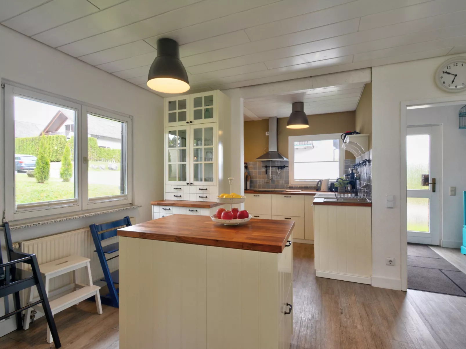 Dorf 4/Haus 10-Drinnen