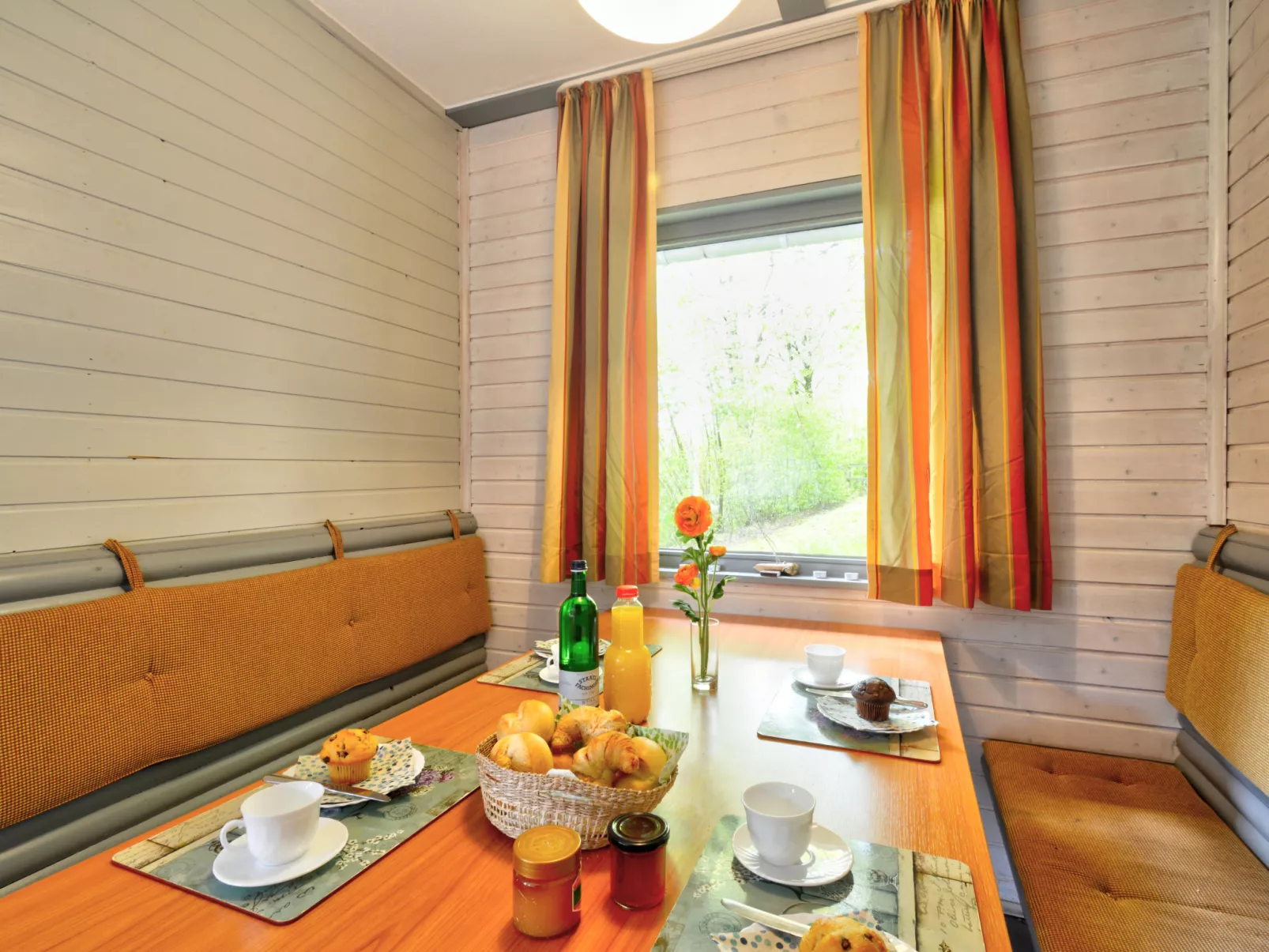 Dorf 2/Haus 68-Drinnen