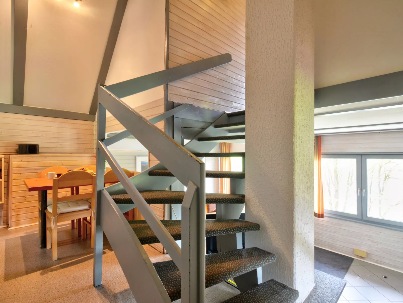 Dorf 1/Haus 14-Drinnen