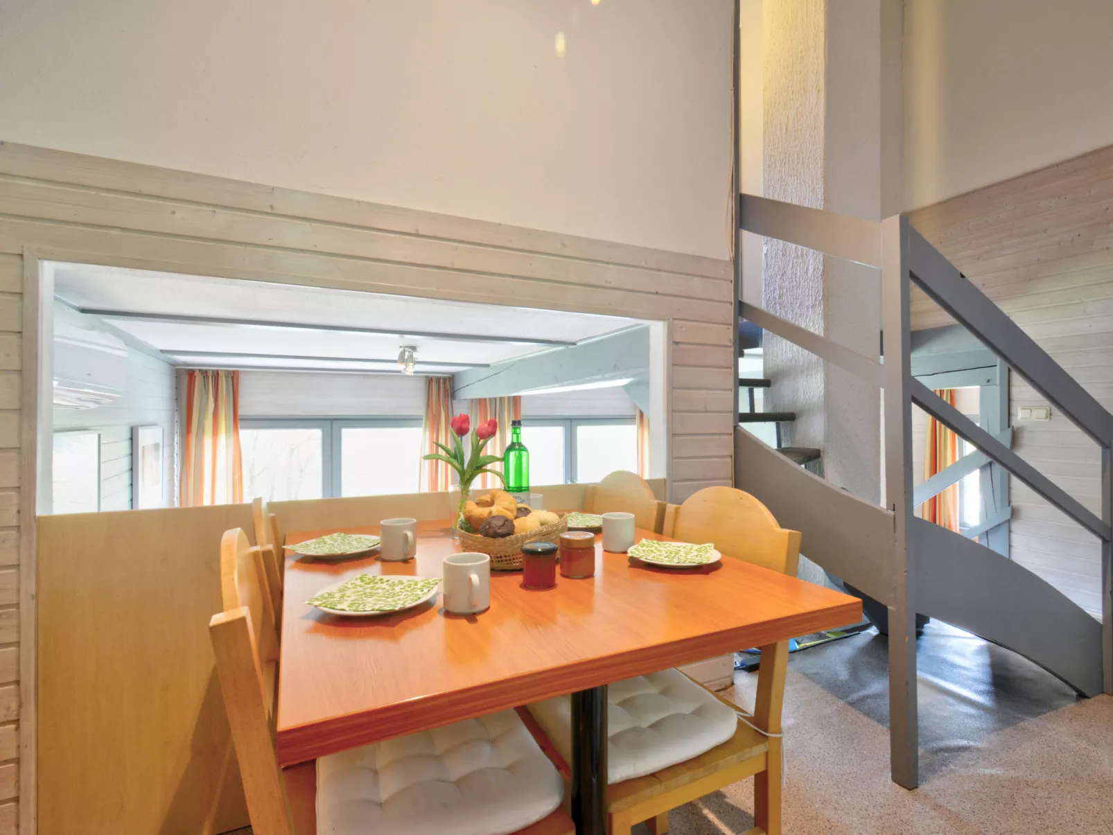 Dorf 1/Haus 14-Drinnen