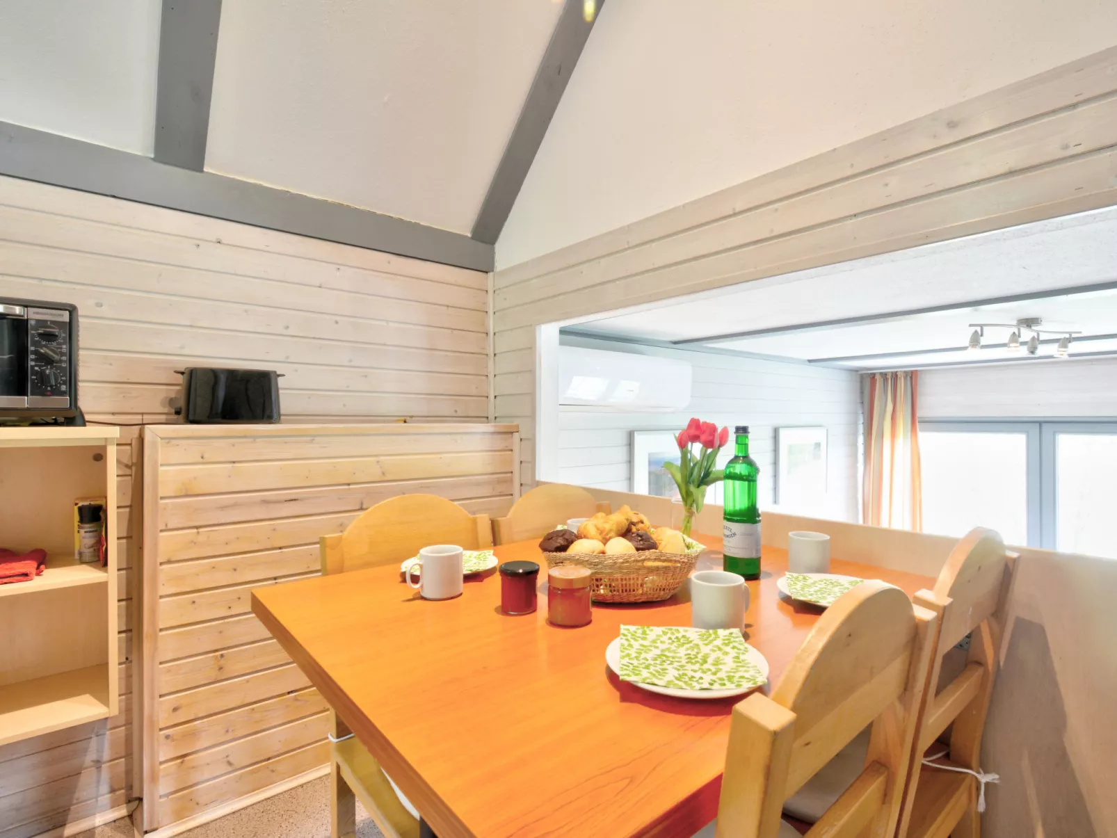 Dorf 1/Haus 14-Drinnen