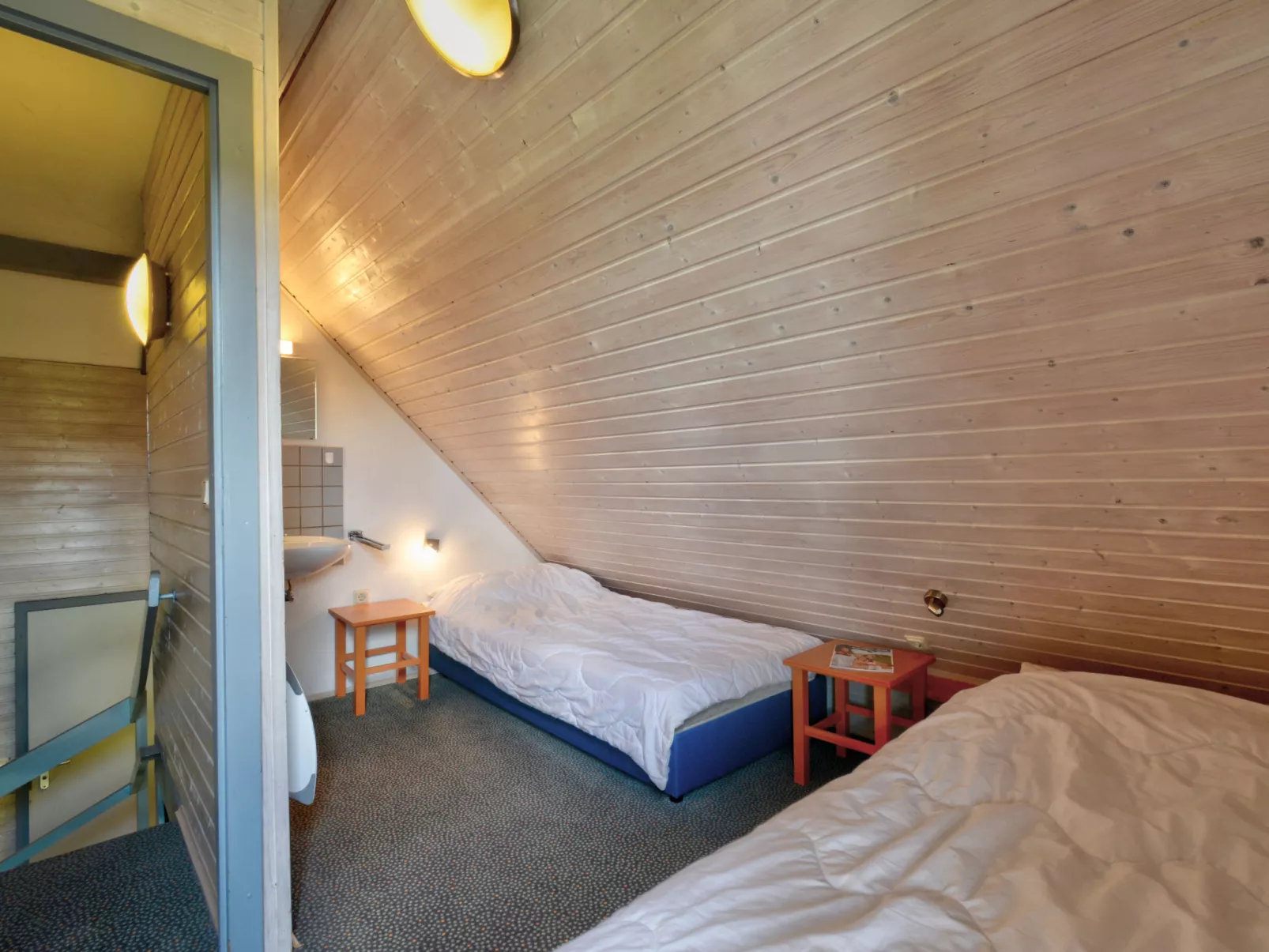 Dorf 1/Haus 14-Drinnen