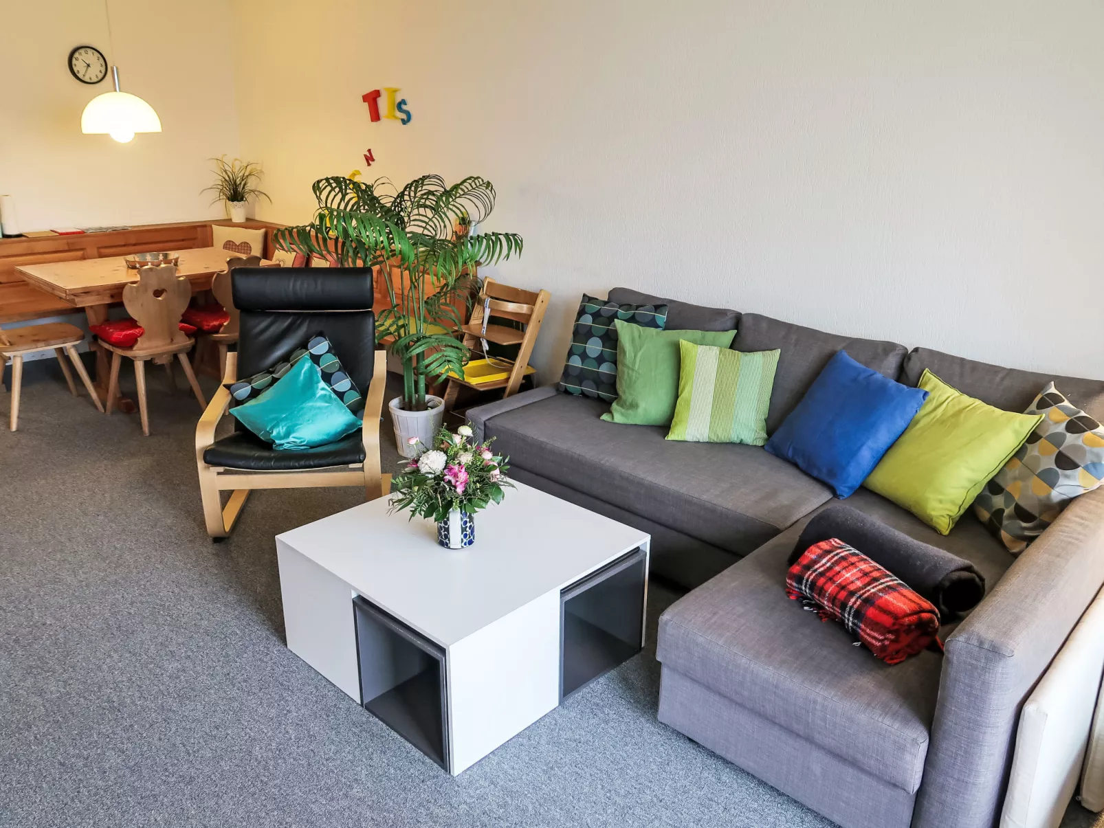 Apt B 086