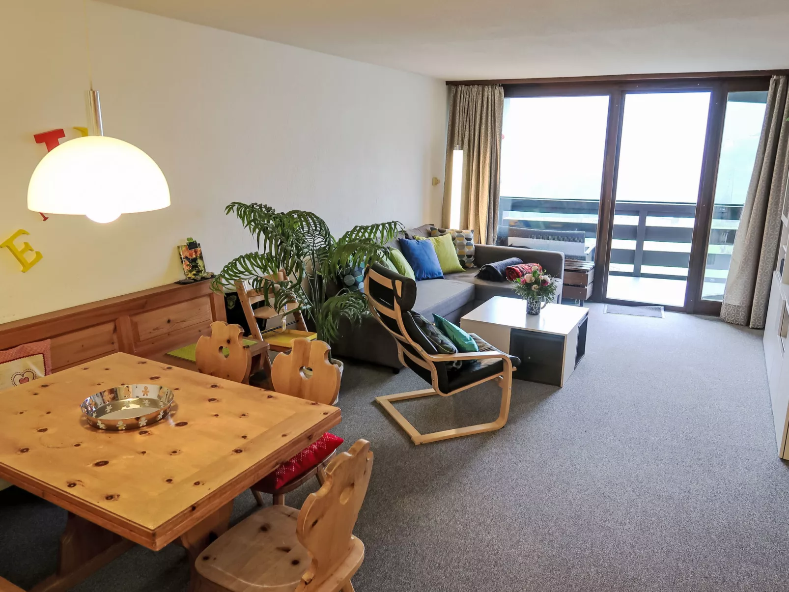 Apt B 086 - Inside
