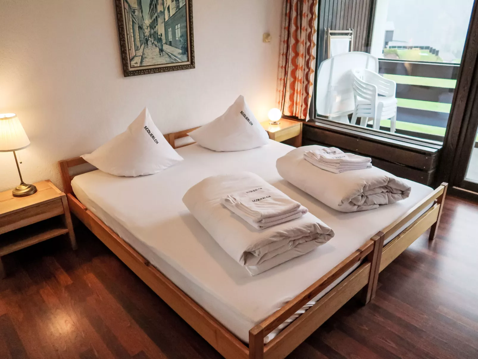 Apt B 044 - Inside