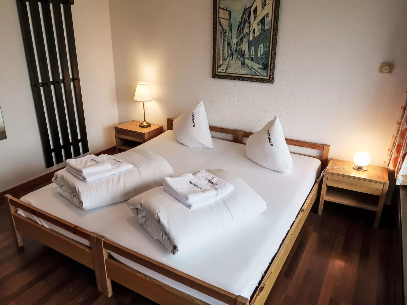 Apt B 044 - Inside