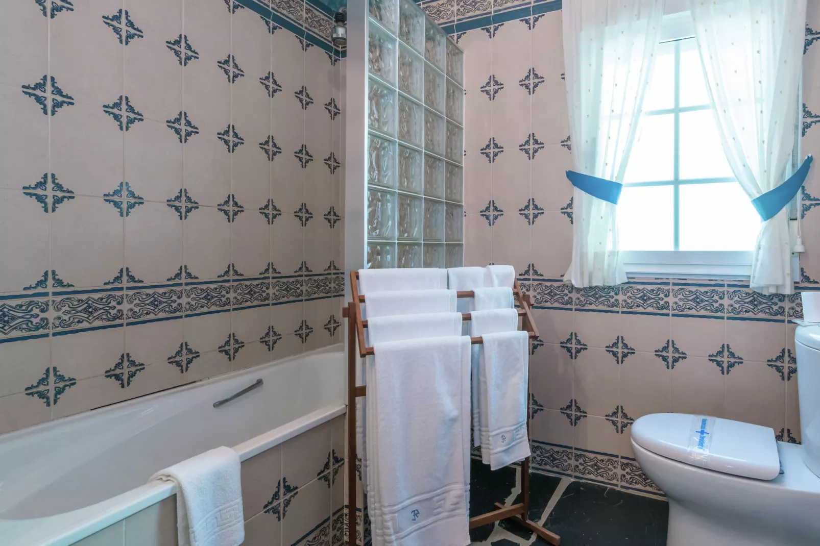 Malvazul-Bathroom