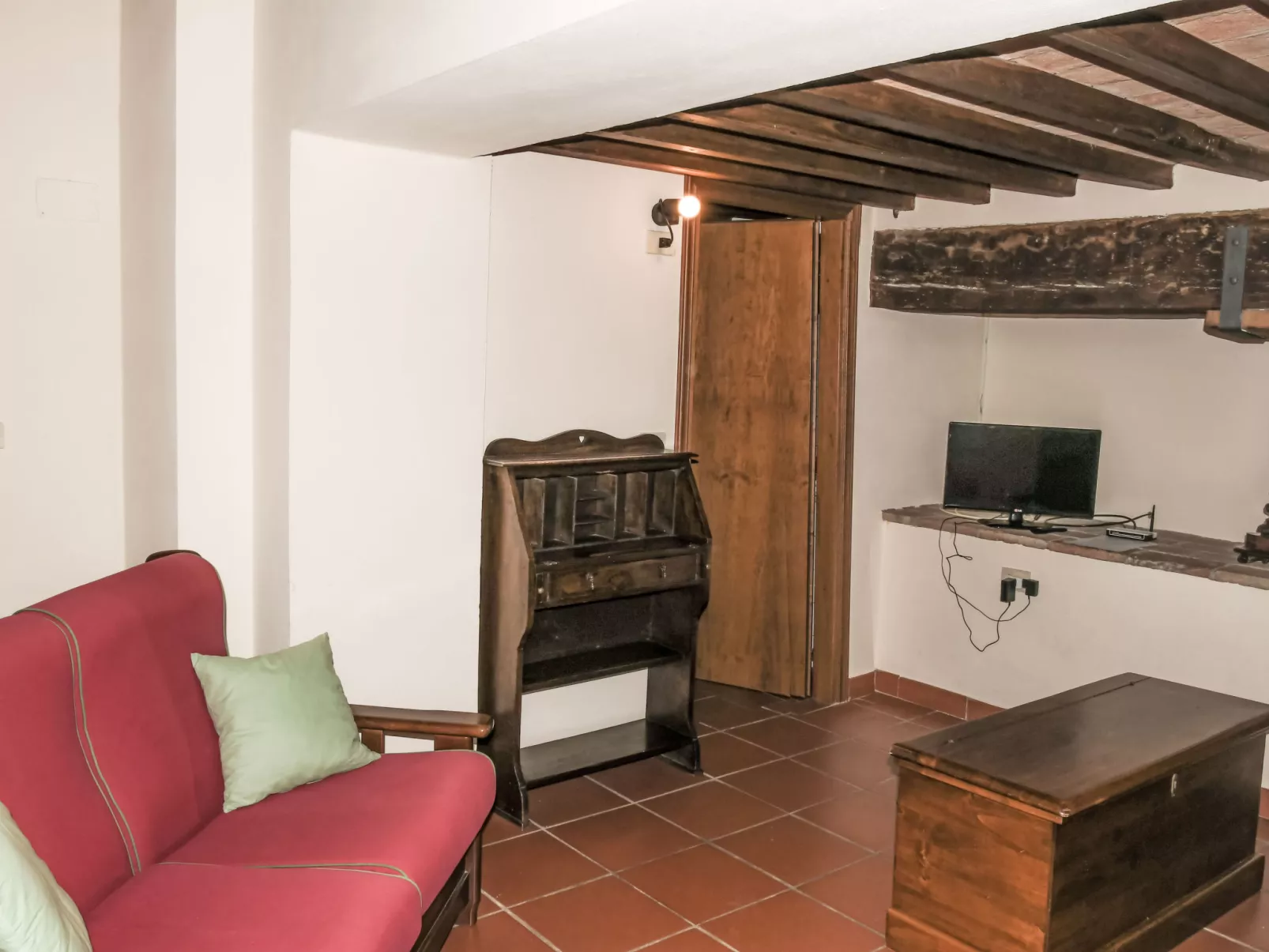 Monache 2-Inside
