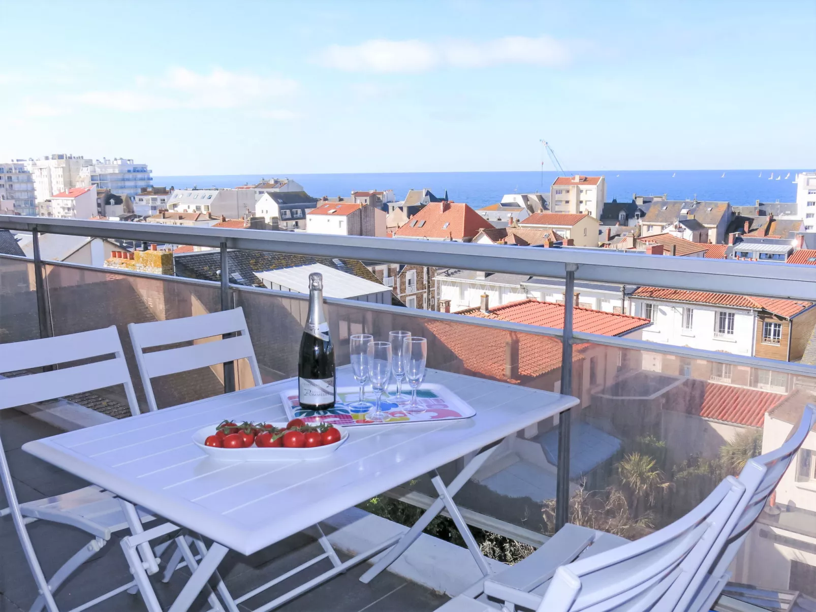 L'Hippocampe T2 balcon et large vue mer-Outside
