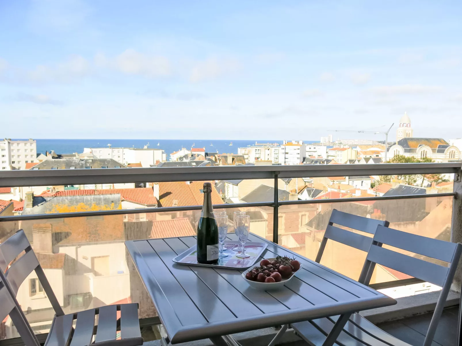 L'Hippocampe T2 balcon et large vue mer-Outside