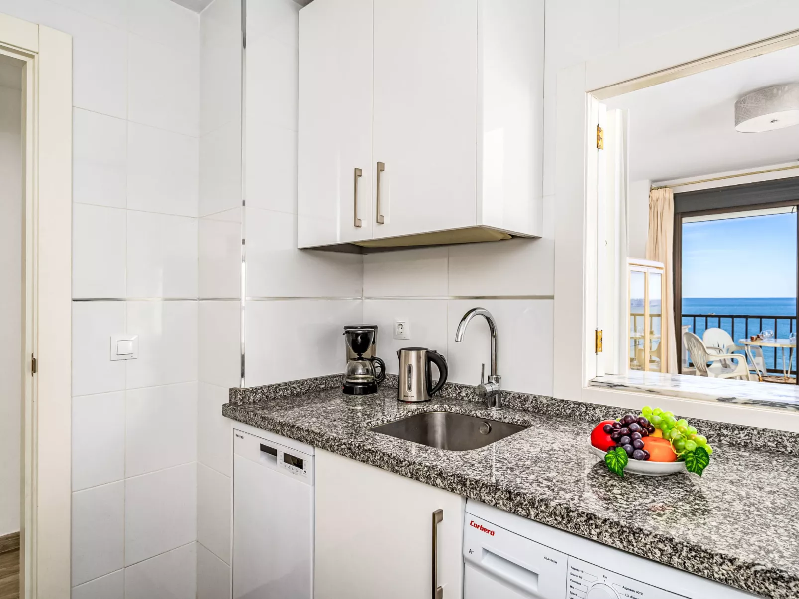 Apartamentos Lubina III-Dedans