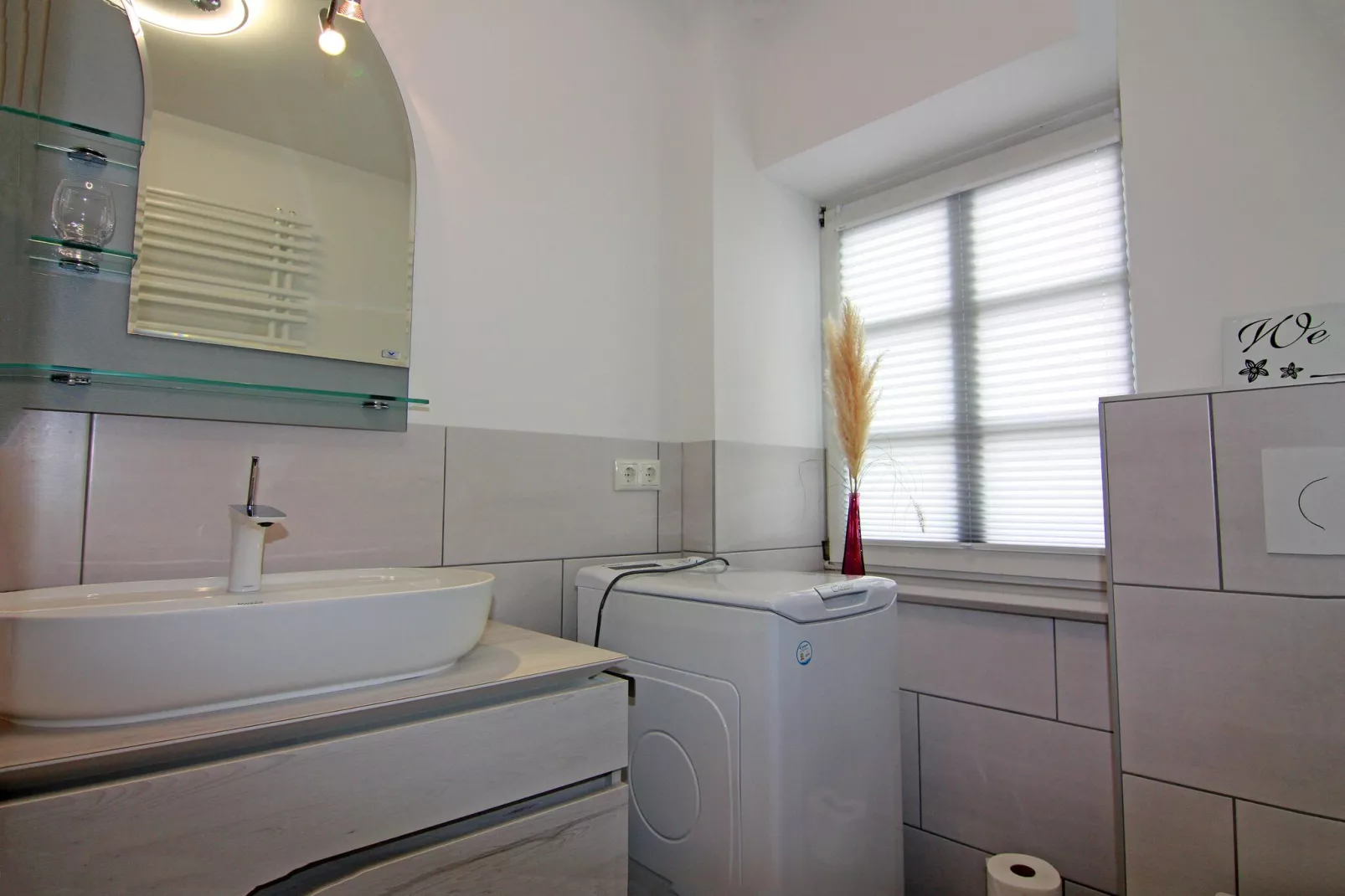 Fewo Gielow-Bathroom