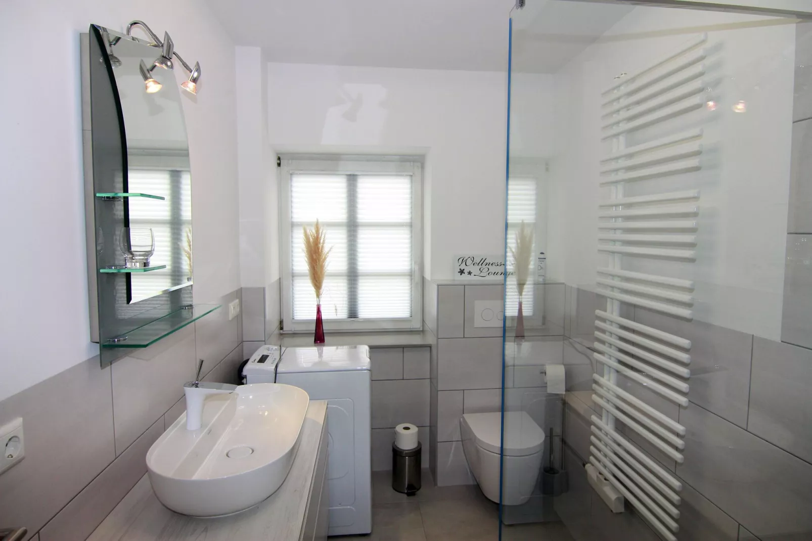 Fewo Gielow-Bathroom
