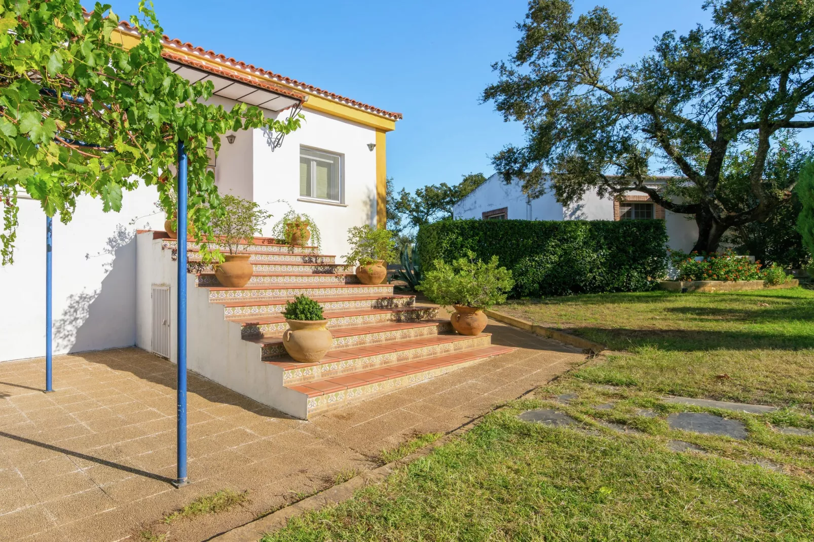 La Romera-Exterior summer