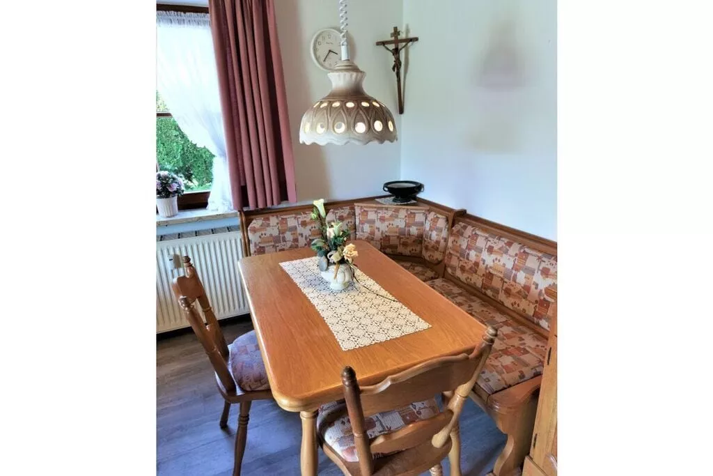 398537-Nicht getaggt