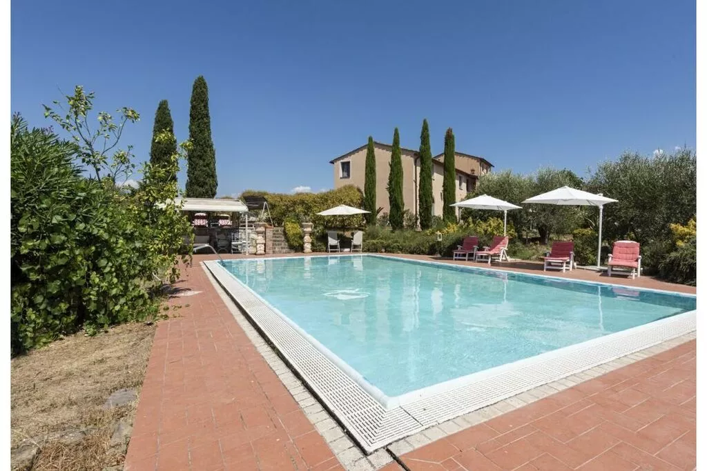 407668-Pool