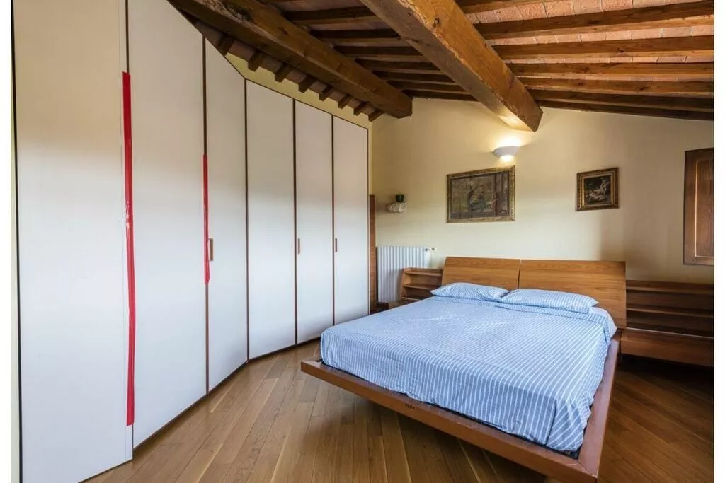 407668-Bedroom
