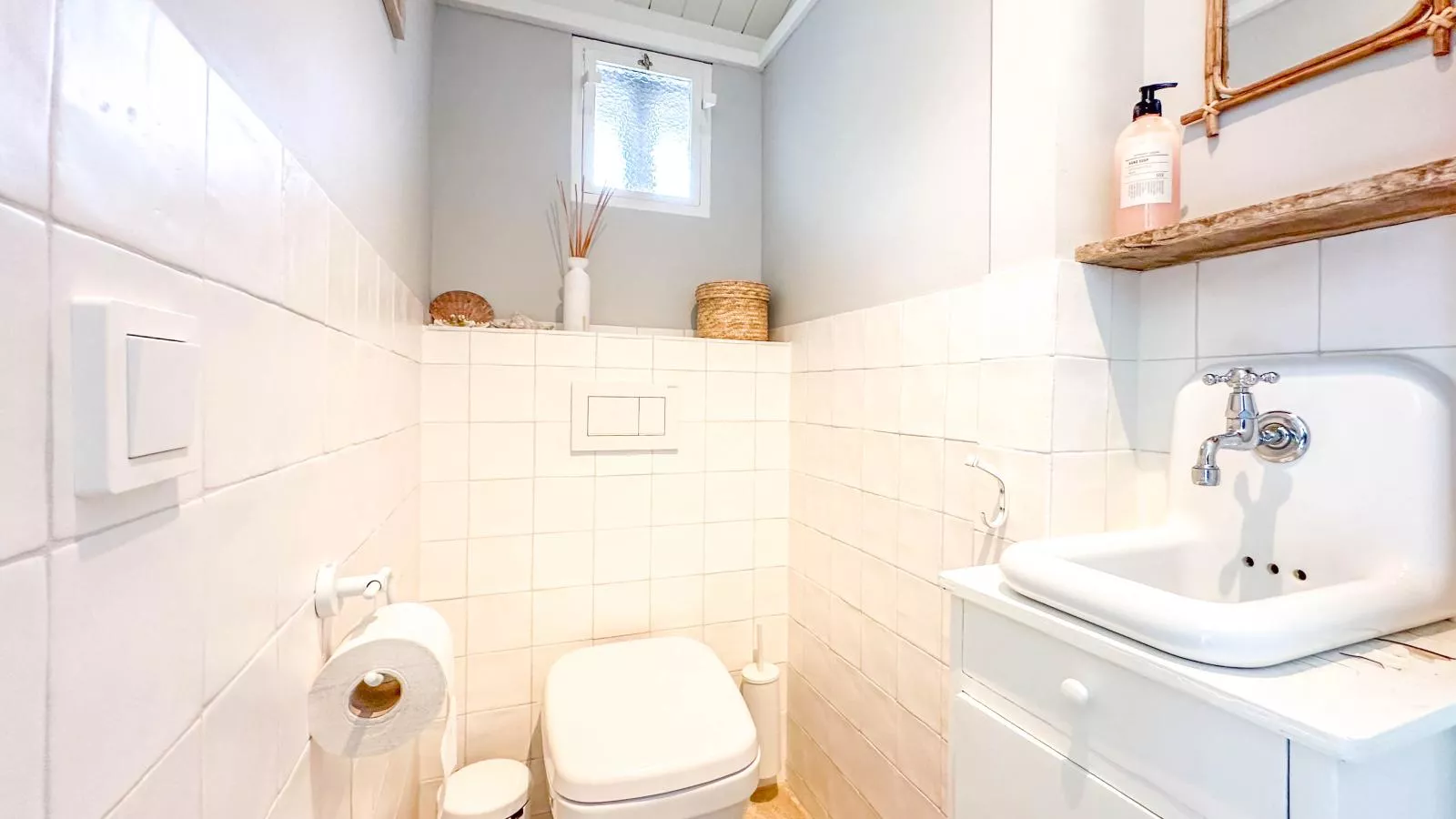 Sol-Bathroom