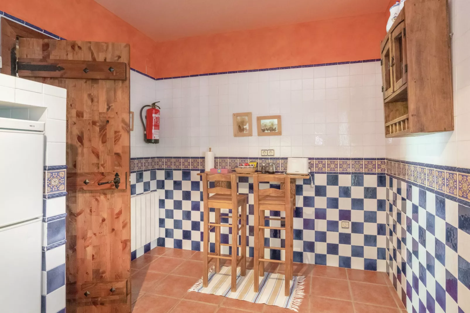Malvarrosa-Kitchen