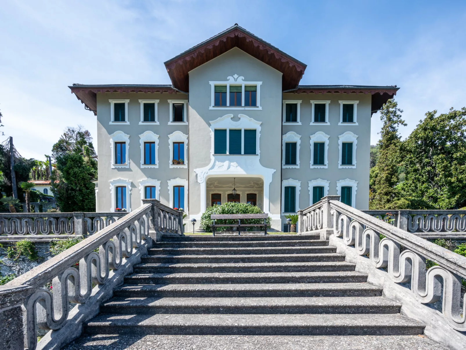 Villa Ceriana-Outside