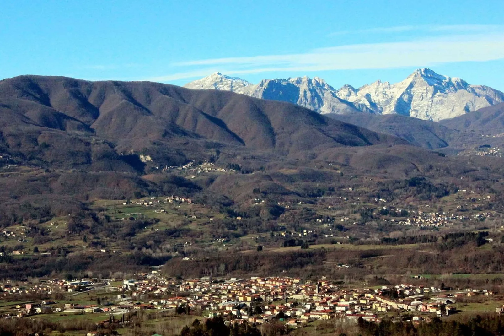Casale Liana Dodici-Areas summer 1km
