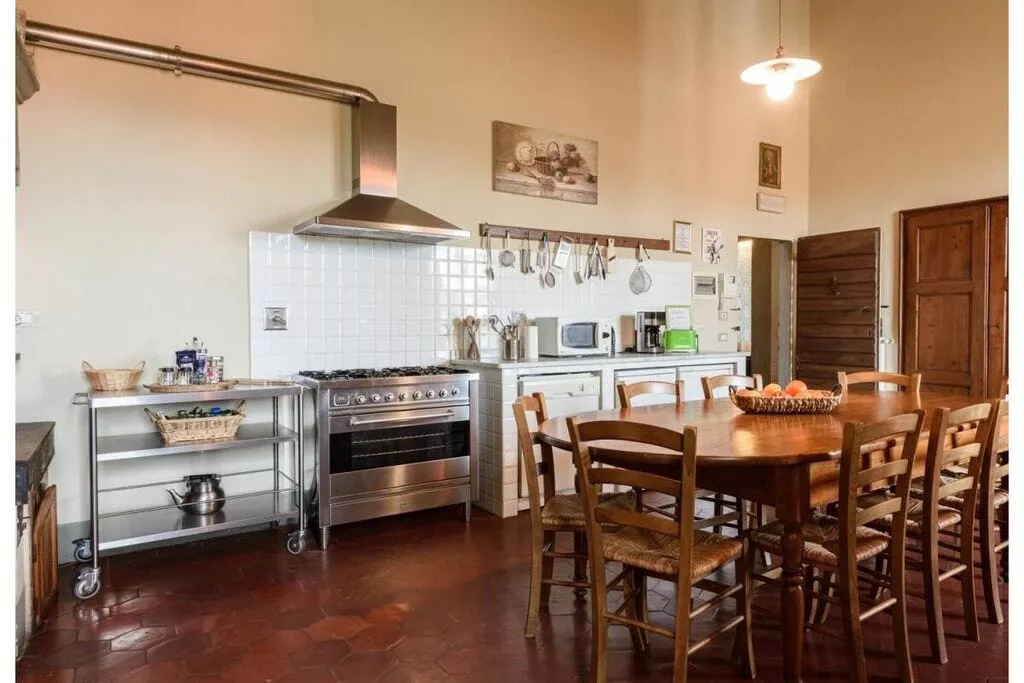 444526-Kitchen