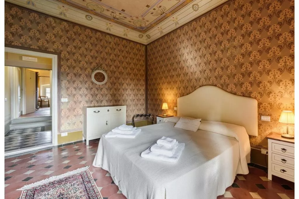 444526-Bedroom
