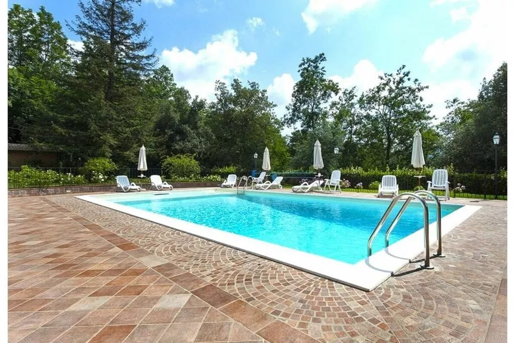 poolofhouse