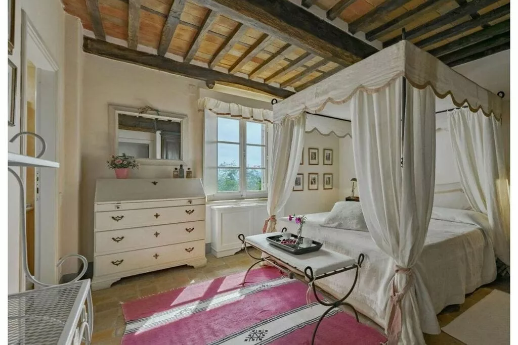 485477-Bedroom